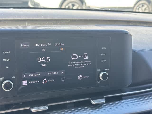 Used 2022 Kia Carnival LX FWD image 14