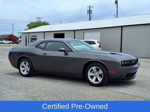 Used 2023 Dodge Challenger SXT RWD image 22