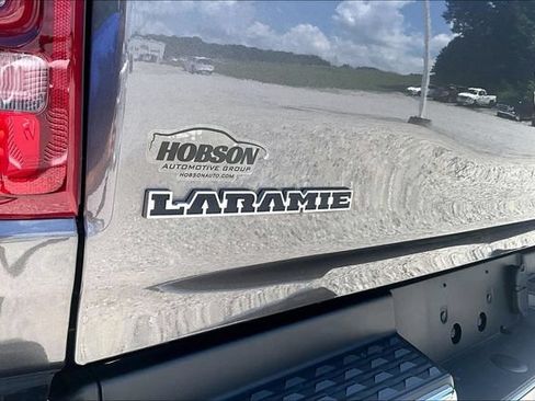 Used 2024 RAM 1500 Laramie AWD/4WD image 13