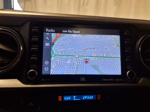 Used 2023 Toyota Tacoma Limited image 13