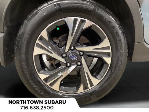 Used 2024 Subaru Crosstrek 2.0i Premium AWD/4WD image 22