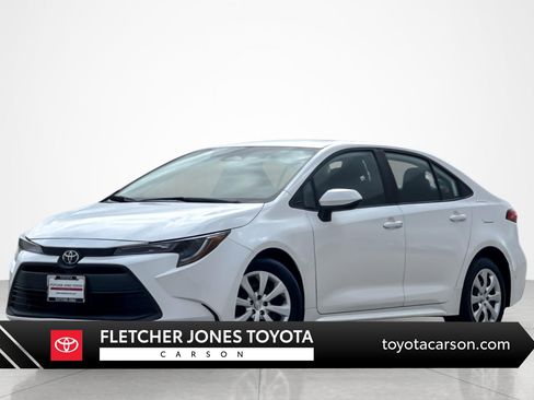 Certified 2024 Toyota Corolla LE FWD image 1