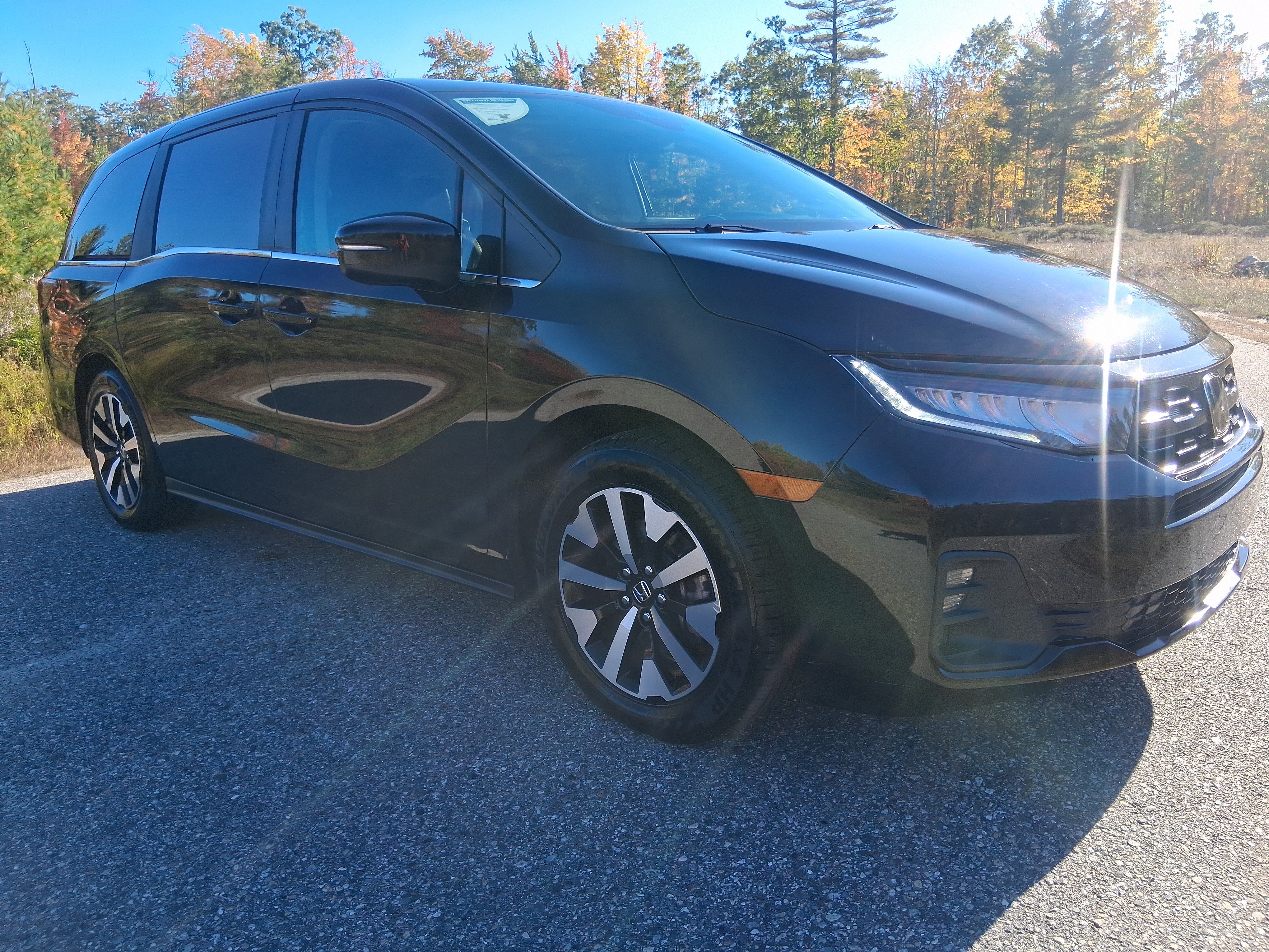 Used 2025 Honda Odyssey EX-L image 3