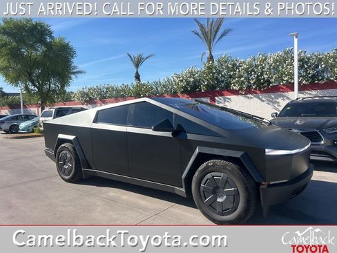 Used 2025 Tesla Cybertruck AWD Crew Cab image 1