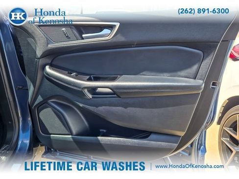 Used 2019 Ford Edge SEL w/ Equipment Group 201A AWD/4WD image 25