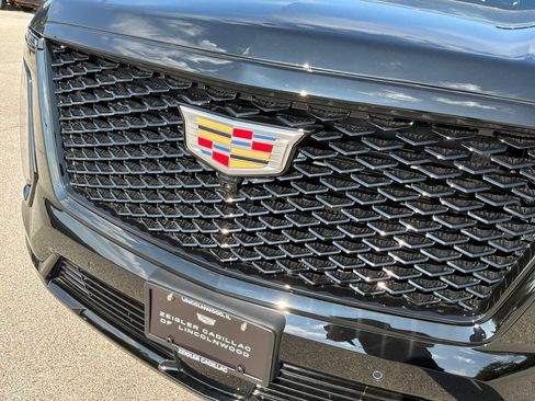 New 2026 Cadillac Escalade ESV Sport w/ Touring Package AWD/4WD image 10
