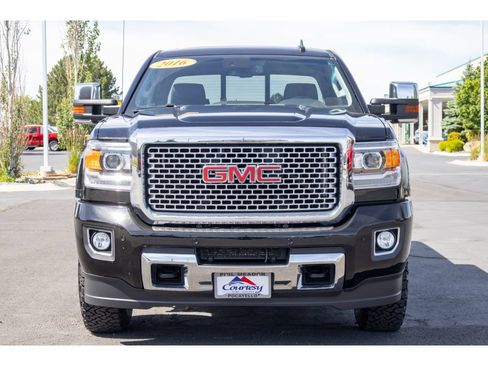 Used 2016 GMC Sierra 3500 Denali w/ Duramax Plus Package AWD/4WD image 8