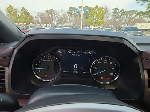 Used 2022 Ford Expedition Limited image 10