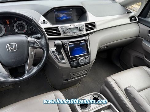 Used 2016 Honda Odyssey Touring image 12