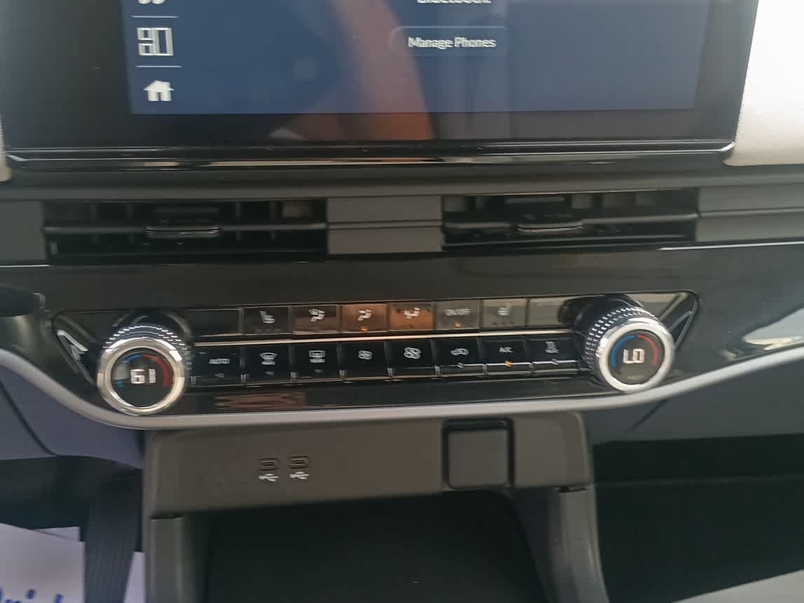Used 2024 Honda Prologue EX image 13