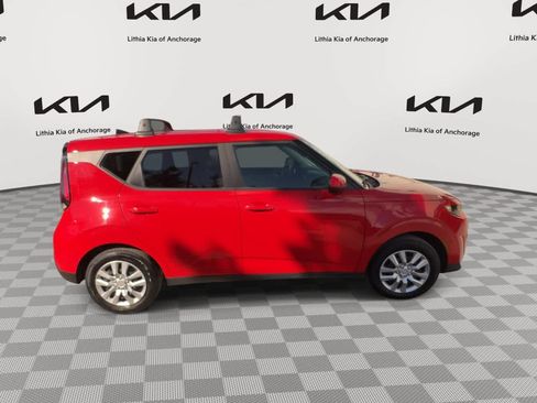 Used 2023 Kia Soul LX FWD image 9