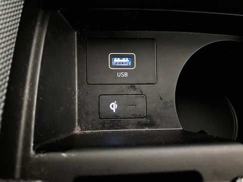 Used 2022 Hyundai Santa Fe Limited FWD image 25