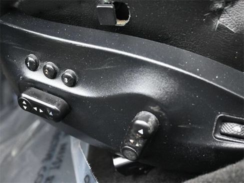 Used 2016 Maserati GranTurismo Sport image 12