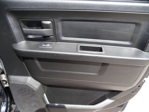 Used 2020 RAM 1500 4x4 Crew Cab Classic Tradesman w/ Chrome Appearance Package image 29