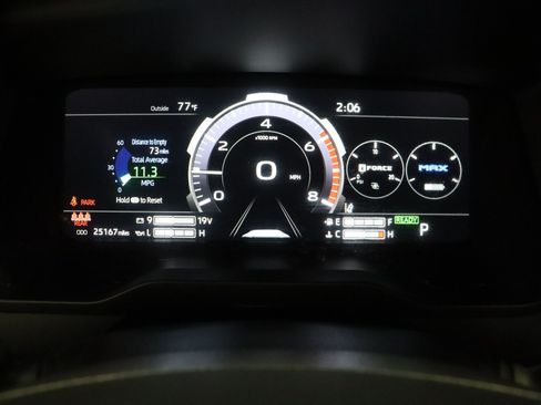 Used 2024 Toyota Tundra Limited AWD/4WD image 41