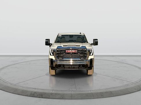 New 2026 GMC Sierra 2500 Pro w/ Convenience Package AWD/4WD image 3