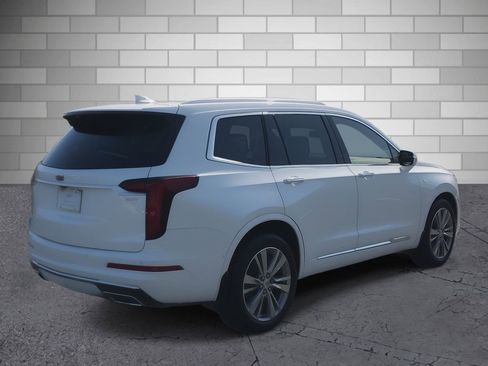 Certified 2024 Cadillac XT6 Premium Luxury w/ Platinum Package FWD image 4