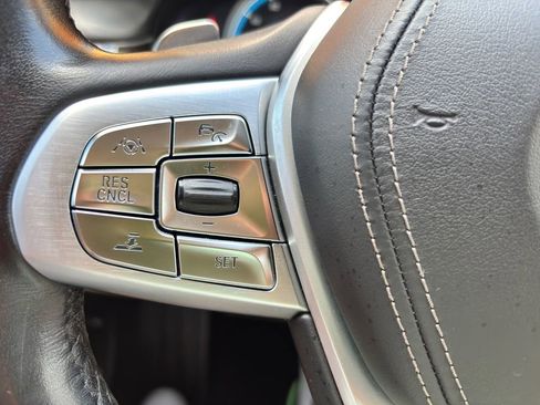 Used 2016 BMW 750i xDrive AWD/4WD image 37