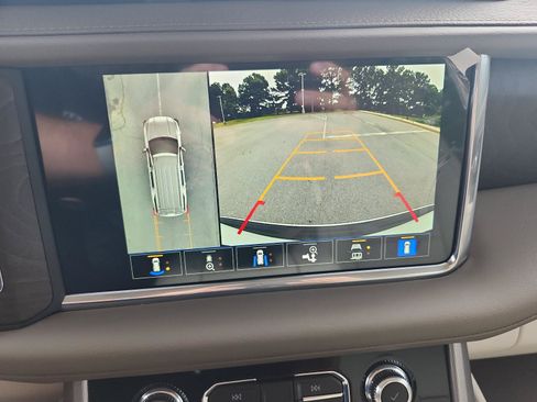 Certified 2023 GMC Yukon Denali AWD/4WD image 19
