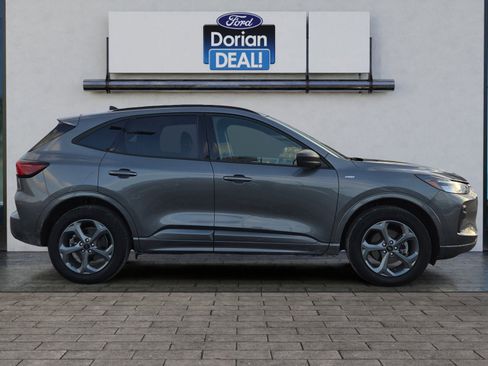 Used 2023 Ford Escape ST-Line w/ Tech Pack #1 image 2