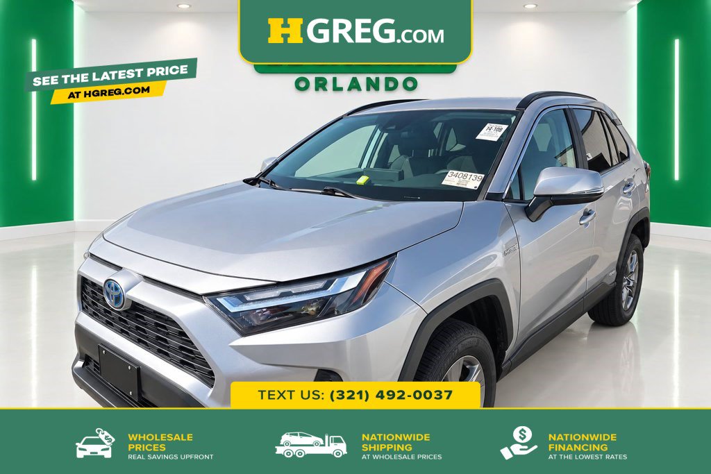 Used 2022 Toyota RAV4 XLE w/ Convenience Package AWD/4WD image 1