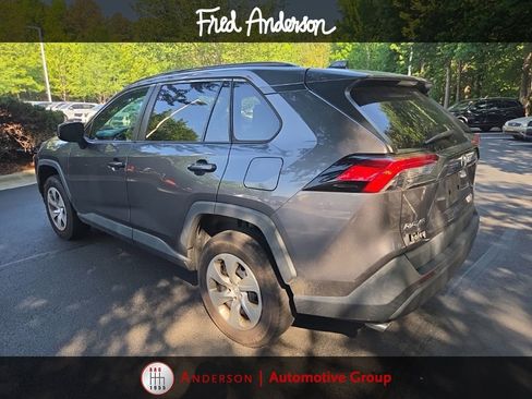 Used 2021 Toyota RAV4 LE AWD/4WD image 6