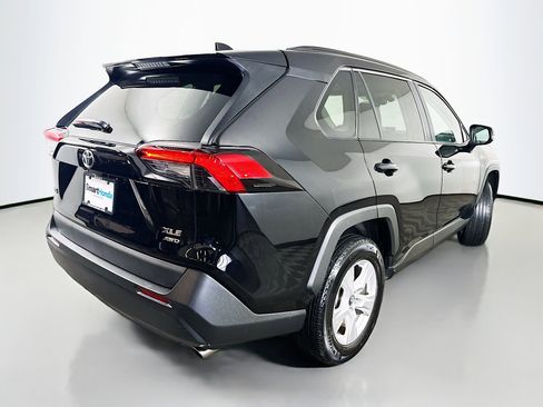 Used 2020 Toyota RAV4 XLE w/ Convenience Package AWD/4WD image 7
