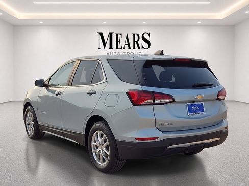 Used 2022 Chevrolet Equinox LT FWD image 3
