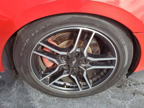 Used 2012 Ford Mustang GT Premium image 10