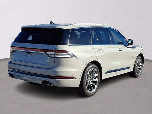 Certified 2023 Lincoln Aviator Grand Touring w/ Elements Package Plus image 6