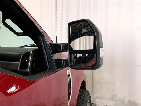 Used 2022 Ford F250 Lariat w/ Lariat Value Package RWD image 11