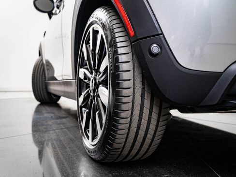 Used 2024 MINI Cooper SE image 46