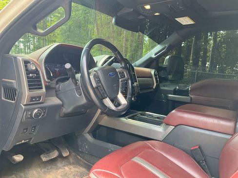 Used 2022 Ford F350 Platinum w/ FX4 Off-Road Package AWD/4WD image 15