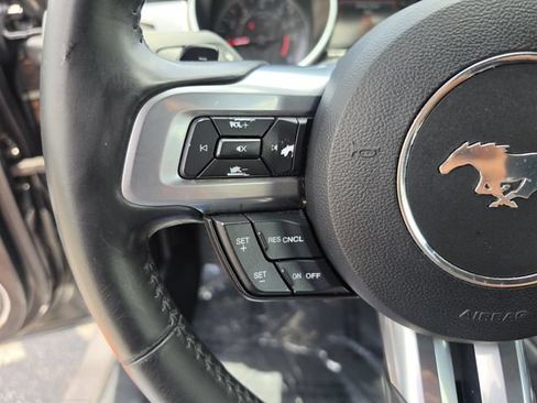Used 2020 Ford Mustang Premium RWD image 28