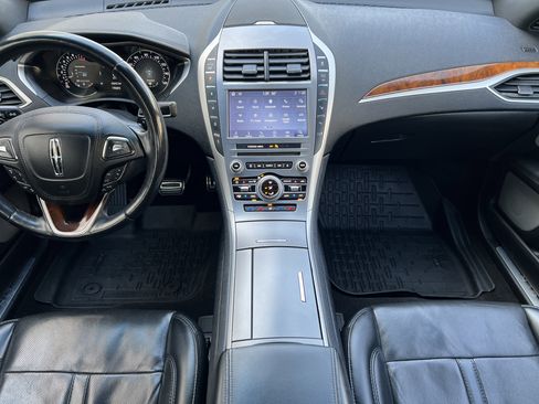 Used 2020 Lincoln MKZ Reserve w/ Luxury Package FWD image 34