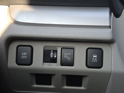 Used 2018 Subaru Forester 2.5i Premium image 10