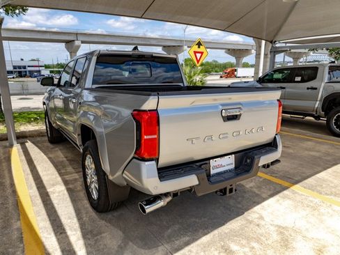 New 2026 Toyota Tacoma Limited AWD/4WD image 5
