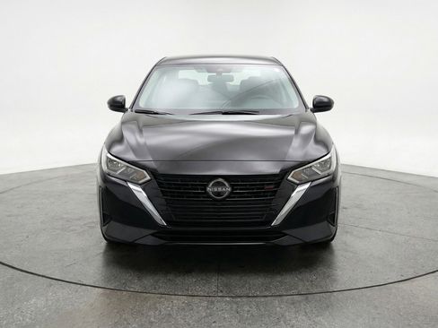 Used 2025 Nissan Sentra SV FWD image 2