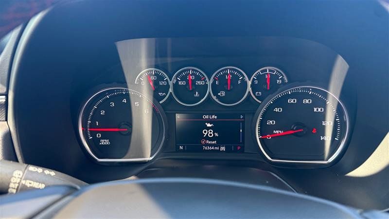 Used 2021 Chevrolet Suburban RST AWD/4WD image 14