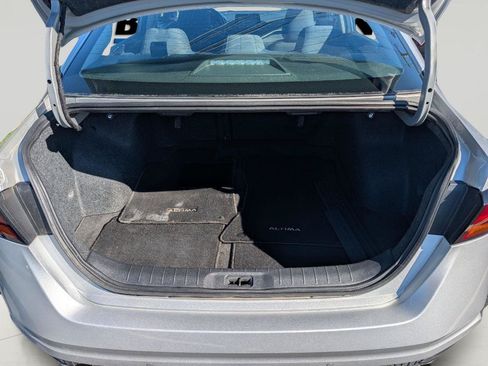 Used 2022 Nissan Altima 2.5 SV w/ SV Premium Package AWD/4WD image 26