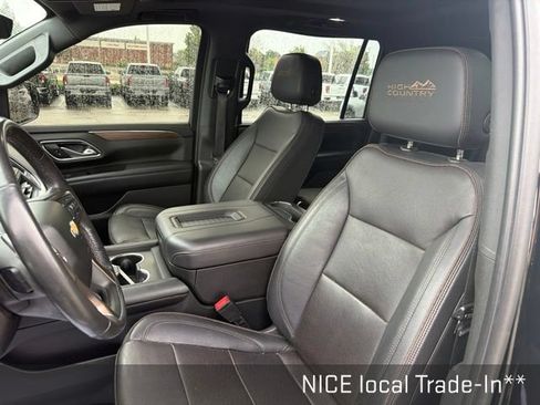 Used 2022 Chevrolet Suburban High Country AWD/4WD image 18