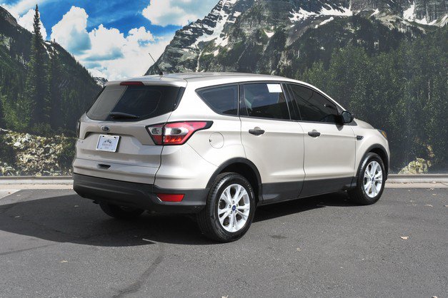 Used 2018 Ford Escape S FWD image 3
