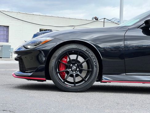 New 2024 Nissan Z NISMO w/ Floor Mat Package image 36