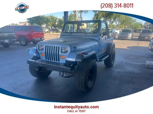Used 1988 Jeep Wrangler 4WD image 1