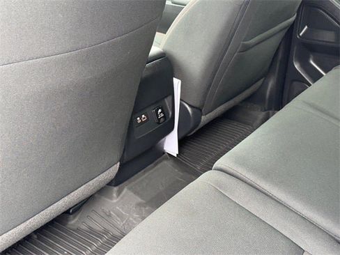 Used 2023 Nissan Frontier PRO-4X w/ Pro Convenience Package image 15