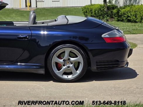 Used 2004 Porsche 911 Carrera RWD image 32