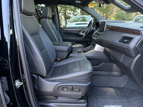 Used 2023 Chevrolet Tahoe Premier w/ Advanced Technology Package AWD/4WD image 34