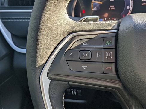 New 2025 Jeep Grand Cherokee L Laredo image 20