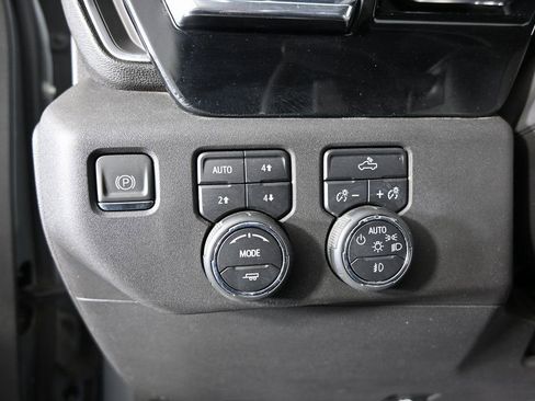 Used 2023 Chevrolet Silverado 1500 LT Trail Boss w/ Protection Package AWD/4WD image 23