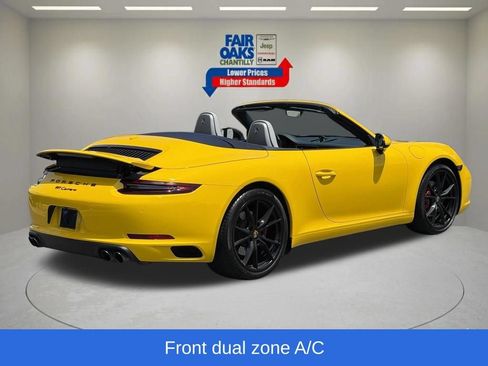 Used 2019 Porsche 911 Carrera RWD image 9